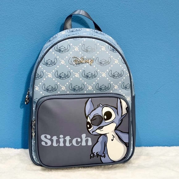 *NEW* Stitch Weekender/Overnight/Duffle Bag;  Backpack and Crossbody - Picture 6 of 12